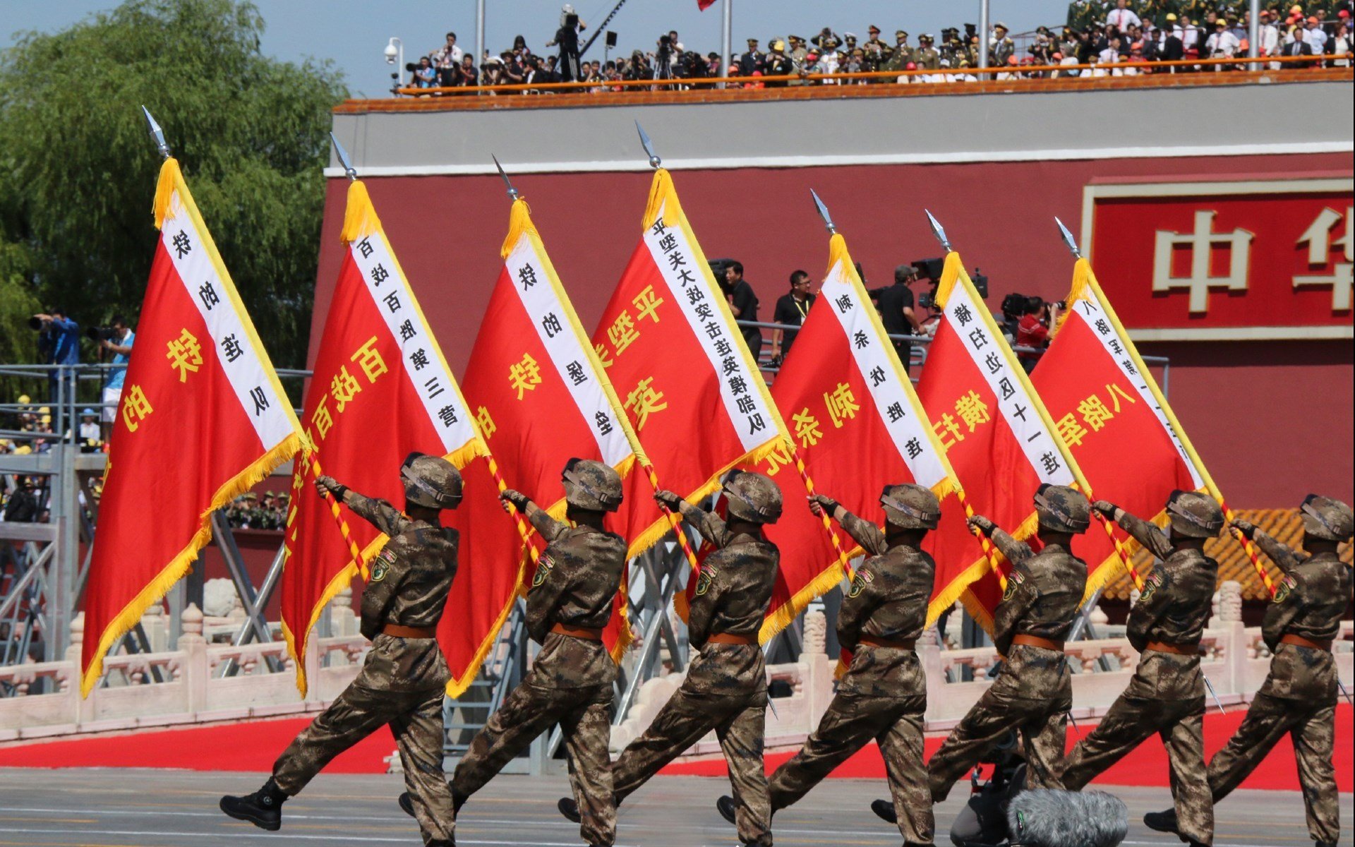 多项足球产业扶持政策出台,助推行业高速发展,政府对足球发展的补贴