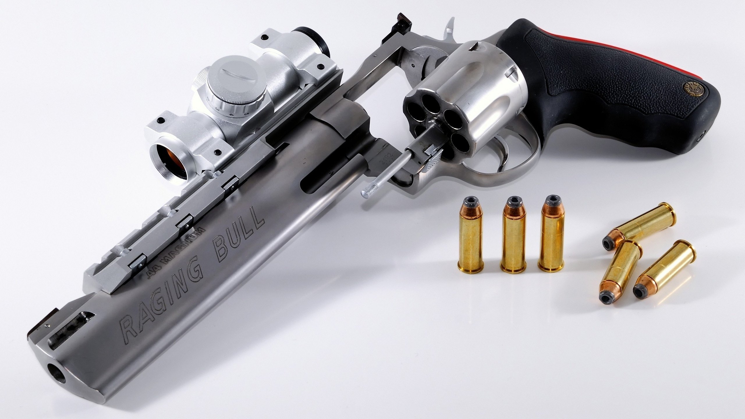 科特迪瓦男篮在非洲锦标赛中扬眉吐气，刷新历史纪录，科特迪瓦男子足球队